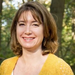 Meet your Posher, Suzanne